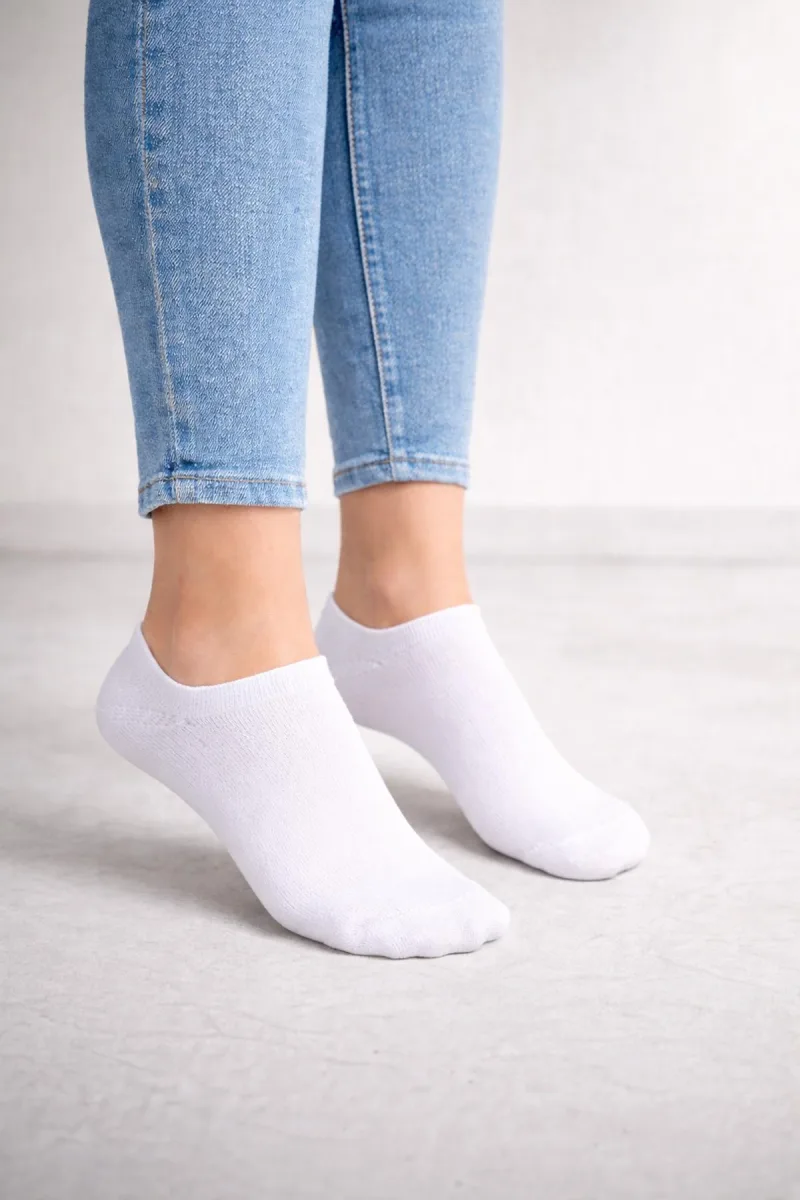 3'lü Paket Kadın Siyah-Beyaz Pamuklu Patik Çorap