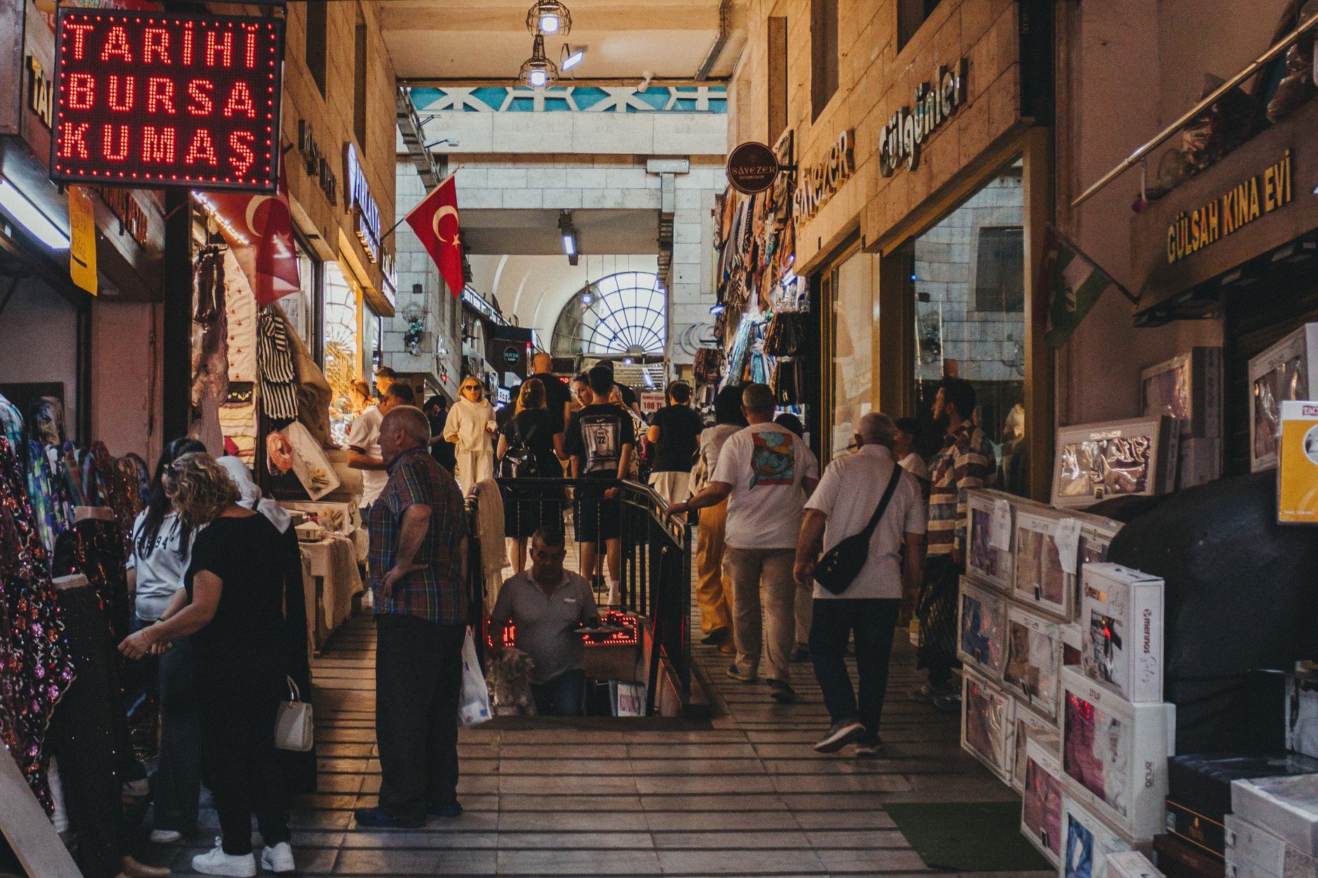 Gecelik Tutkunları İçin Şaşırtıcı Moda Tarihi Gerçekleri ve Bilinmeyen Püf Noktaları
